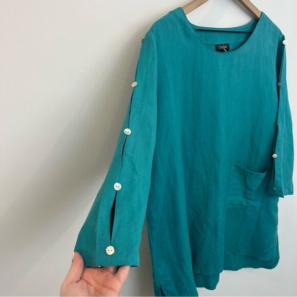 Toofan teal linen 1X blouse with buttons down arm - Picture 7 of 14